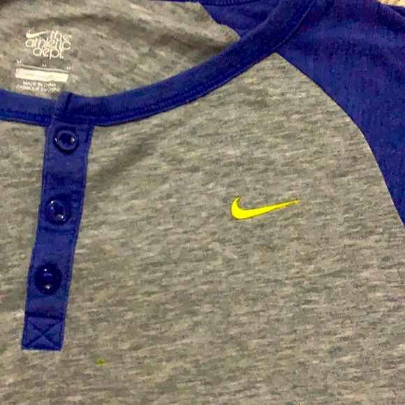 Nike Long Sleeve Button Up Top - Picture 2 of 2